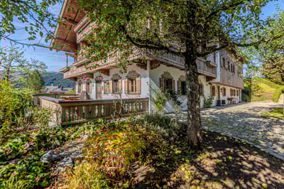 Luxury Villa Photo #7
