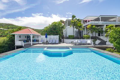 Luxury Villa Photo #2