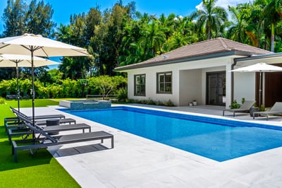 Luxury Villa Photo #7