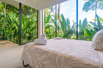 Luxury Villa Photo #36