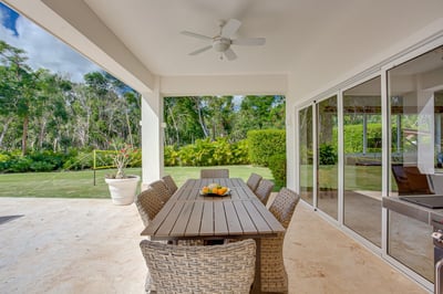 Luxury Villa Photo #9