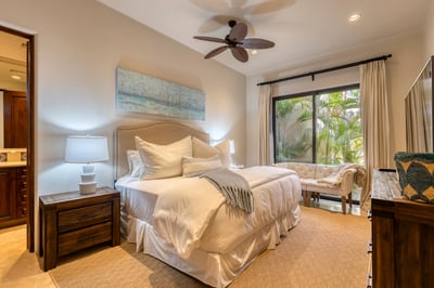 Luxury Villa Photo #47
