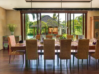 Luxury Villa Photo #14
