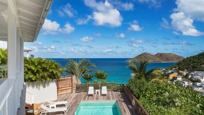 Luxury Villa Photo #3