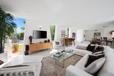Luxury Villa Photo #19