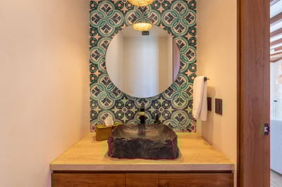 Luxury Villa Photo #35