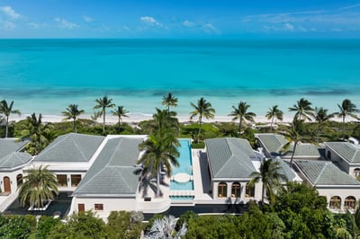 Luxury Villa Photo #6