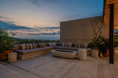 Luxury Villa Photo #5