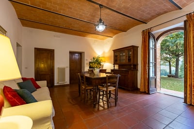 Luxury Villa Photo #16