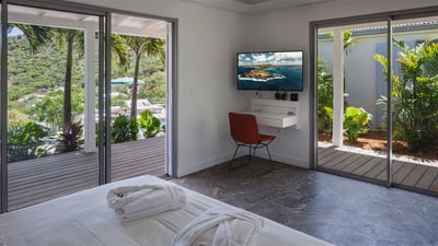 Luxury Villa Photo #37
