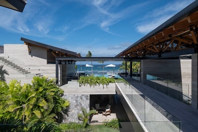 Luxury Villa Photo #11