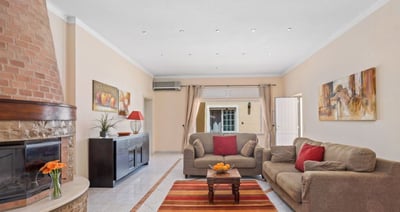 Luxury Villa Photo #11