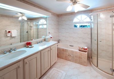 Luxury Villa Photo #13