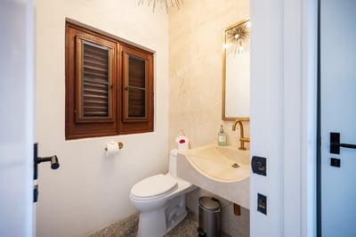 Luxury Villa Photo #31