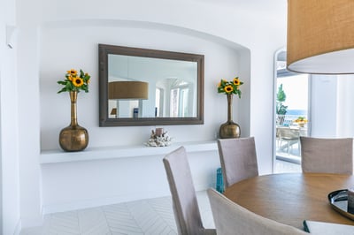 Luxury Villa Photo #5