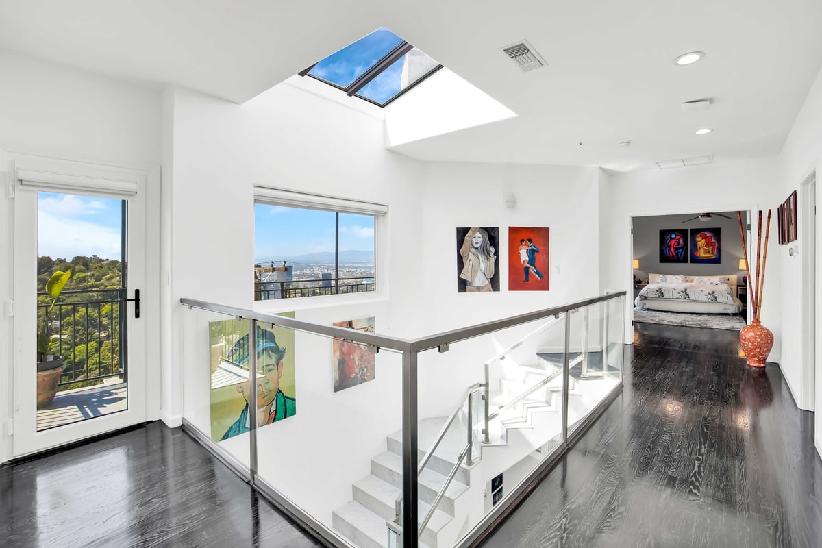 The Artist’s Summit