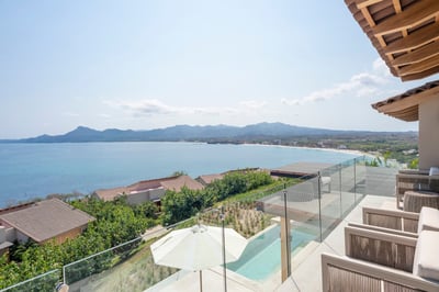 Luxury Villa Photo #11