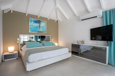 Luxury Villa Photo #54