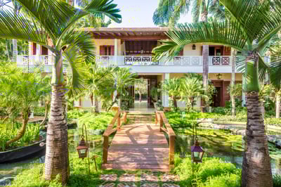 Luxury Villa Photo #12