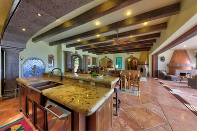 Luxury Villa Photo #17
