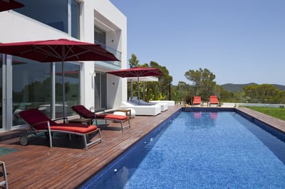 Luxury Villa Photo #4
