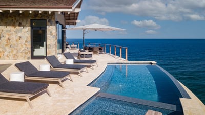 Luxury Villa Photo #5
