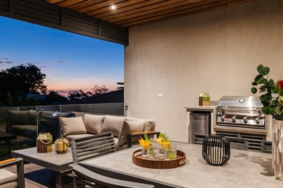 Luxury Villa Photo #12