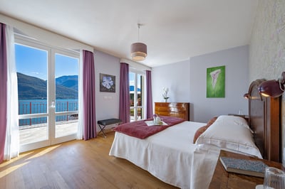 Luxury Villa Photo #27