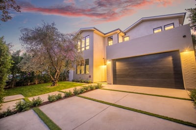 Luxury Villa Photo #3