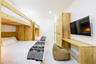 Luxury Villa Photo #34