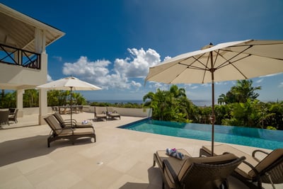 Luxury Villa Photo #4