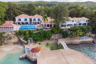 Oracabessa,Golden Clouds