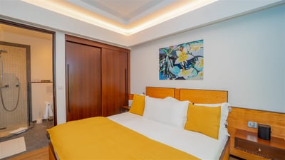 Luxury Villa Photo #47
