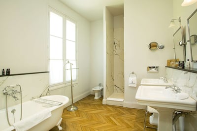 Luxury Villa Photo #23
