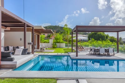 Luxury Villa Photo #2