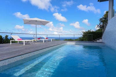 Luxury Villa Photo #4