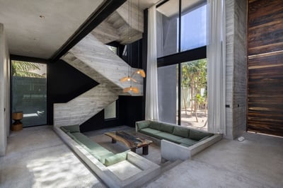 Luxury Villa Photo #18