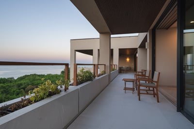 Luxury Villa Photo #27