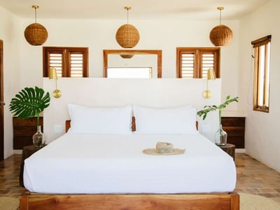 Luxury Villa Photo #17