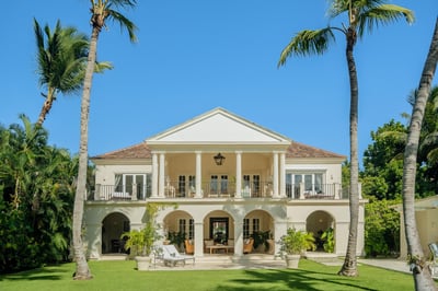 Luxury Villa Photo #9