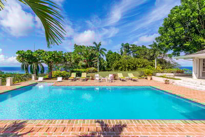 Luxury Villa Photo #3
