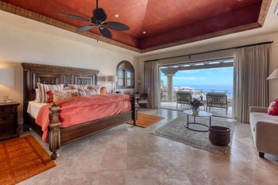 Luxury Villa Photo #87