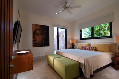Luxury Villa Photo #40