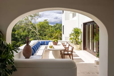 Luxury Villa Photo #9