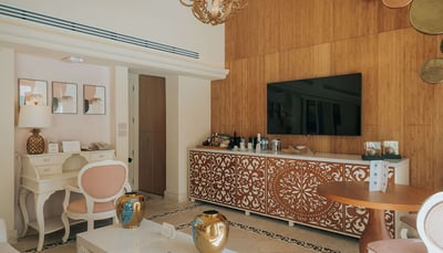 Luxury Villa Photo #2