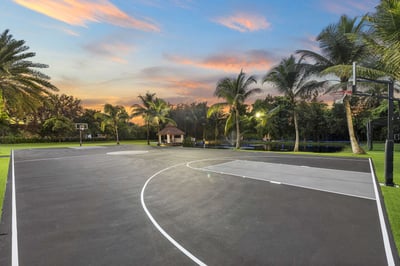 Luxury Villa Photo #10