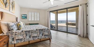 Luxury Villa Photo #26