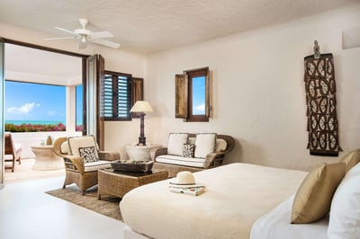 Luxury Villa Photo #23