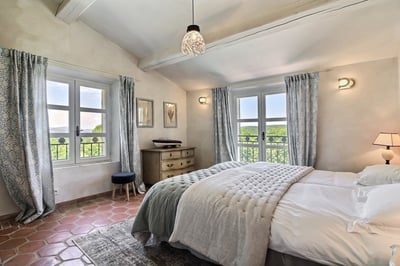 Luxury Villa Photo #19