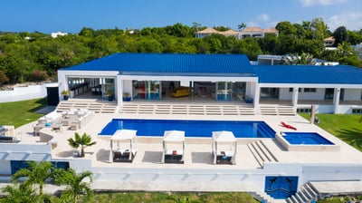 Les Terres Basses,El Grande Azure